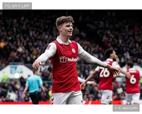 亚历克斯·斯科特倾力推动女性足球发展，以卓越表现打破行业偏见