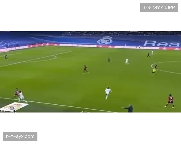 维尼修斯对阵不同联赛球队表现对比:跨环境适应能力解析 维尼修斯对阵不同联赛球队表现对比:跨环境适应能力解析